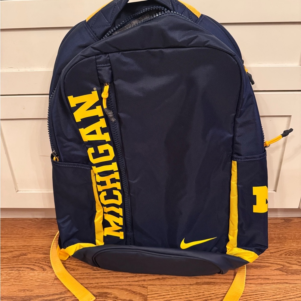 Brand new, never used! Nike Navy and Yellow Backpack